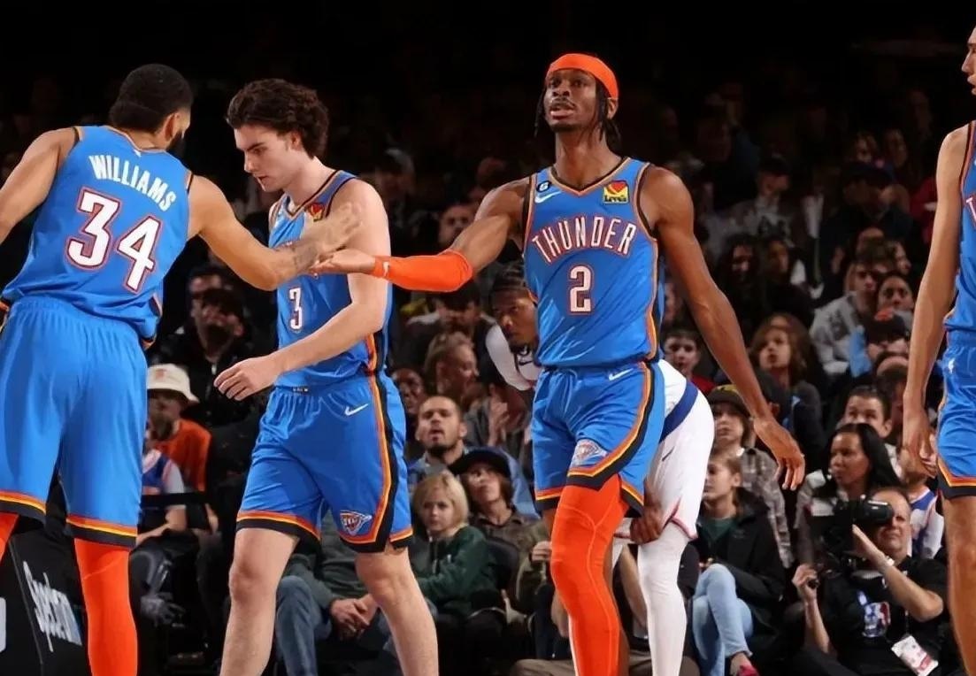 雷霆强势爵士，汉密尔顿送出助攻的简单介绍