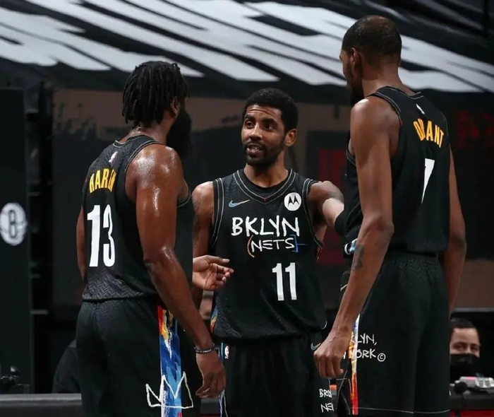 土耳其男篮完胜篮网,欧文制霸全场 土耳其男篮完胜篮网,欧文制霸全场