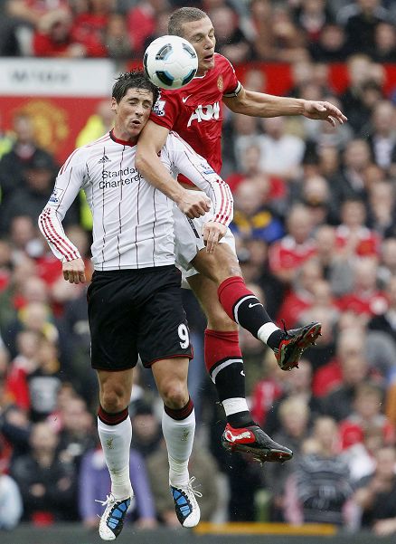 塞维利亚爆冷那不勒斯,托雷斯完成帽子戏法的简单介绍 塞维利亚爆冷那不勒斯,托雷斯完成帽子戏法的简单介绍