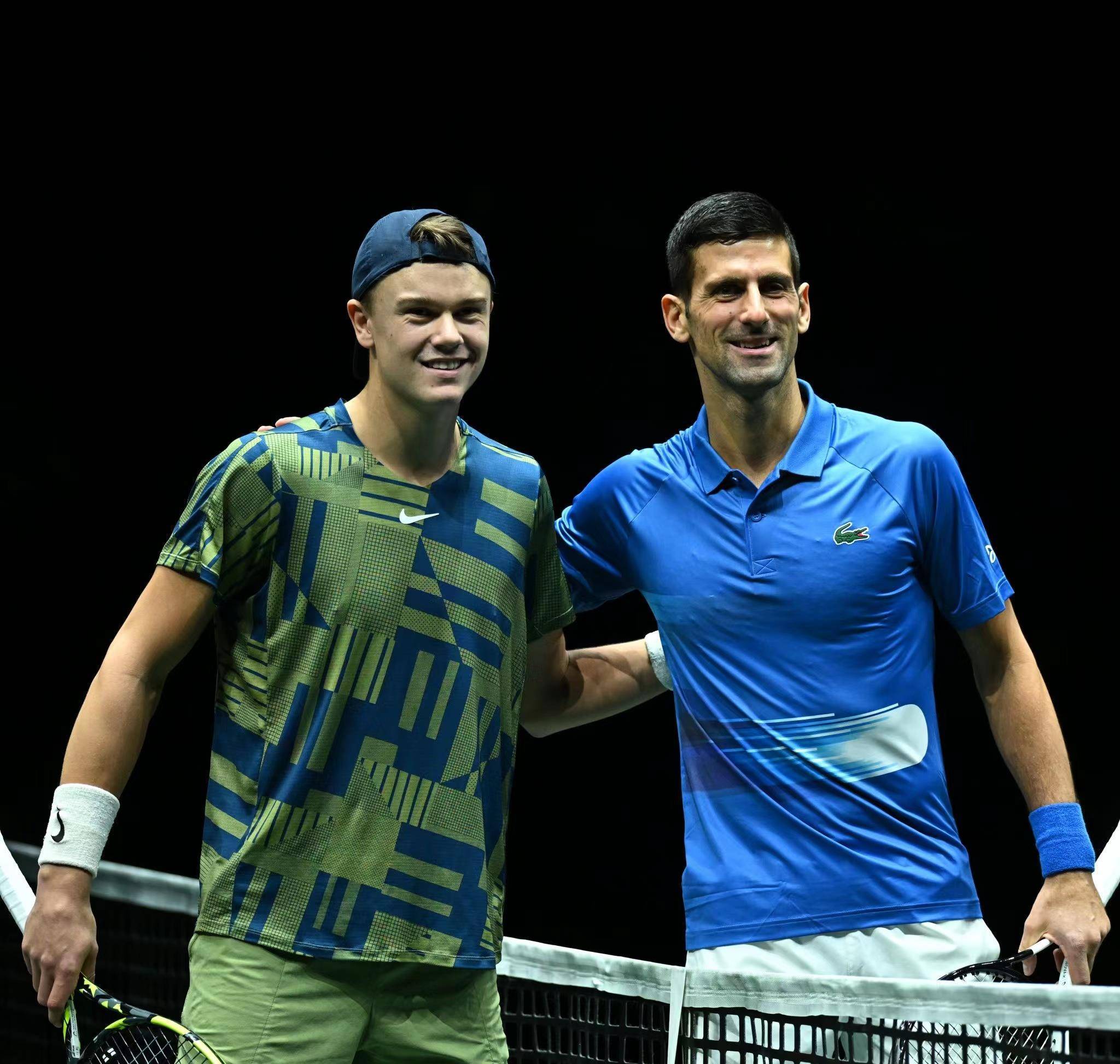 关于丹麦羽毛球队逆转日本羽毛球队，马琳完成帽子戏法的信息