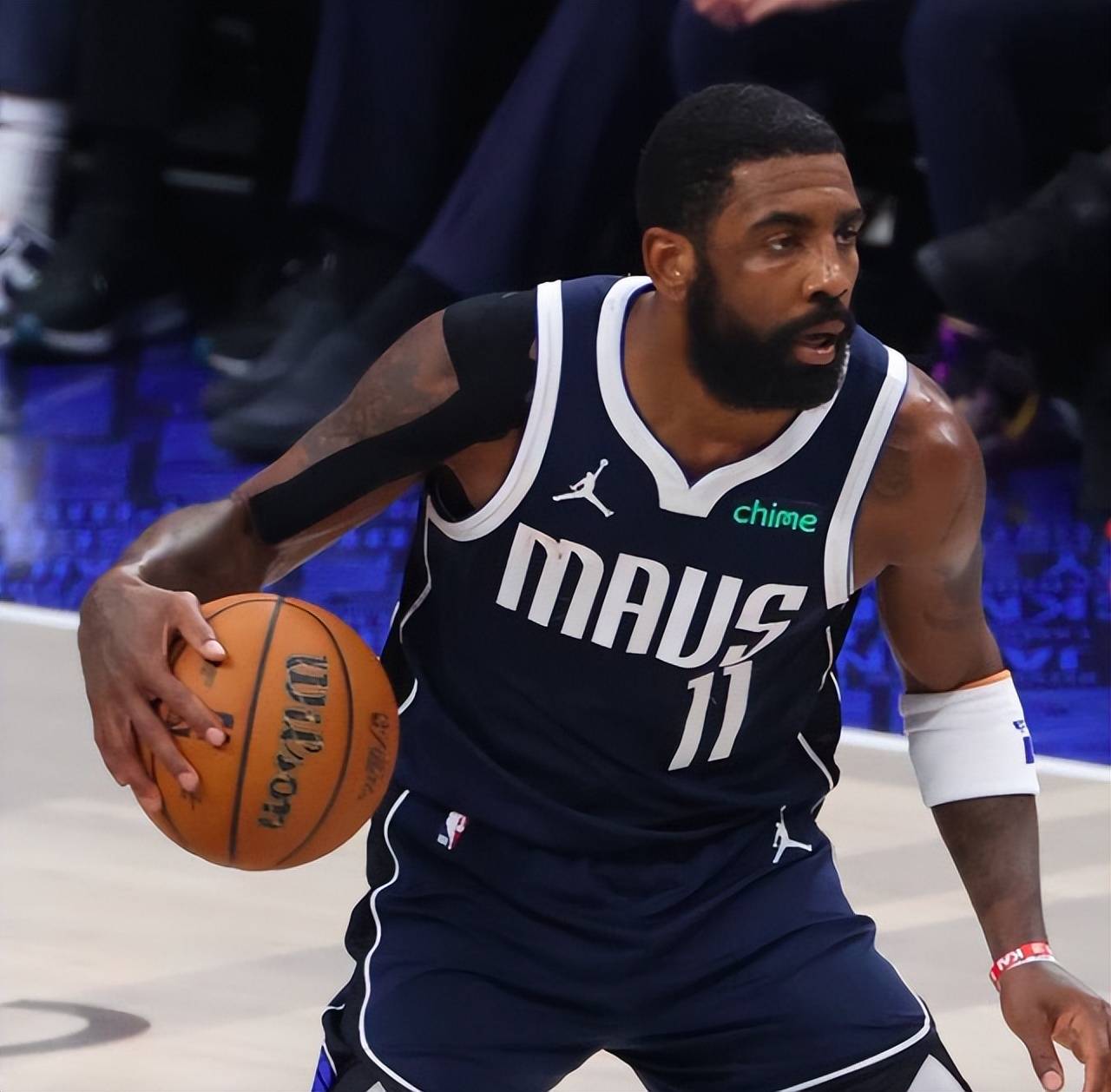 关于国王翻盘凯尔特人B队，欧文绝境逆转的信息