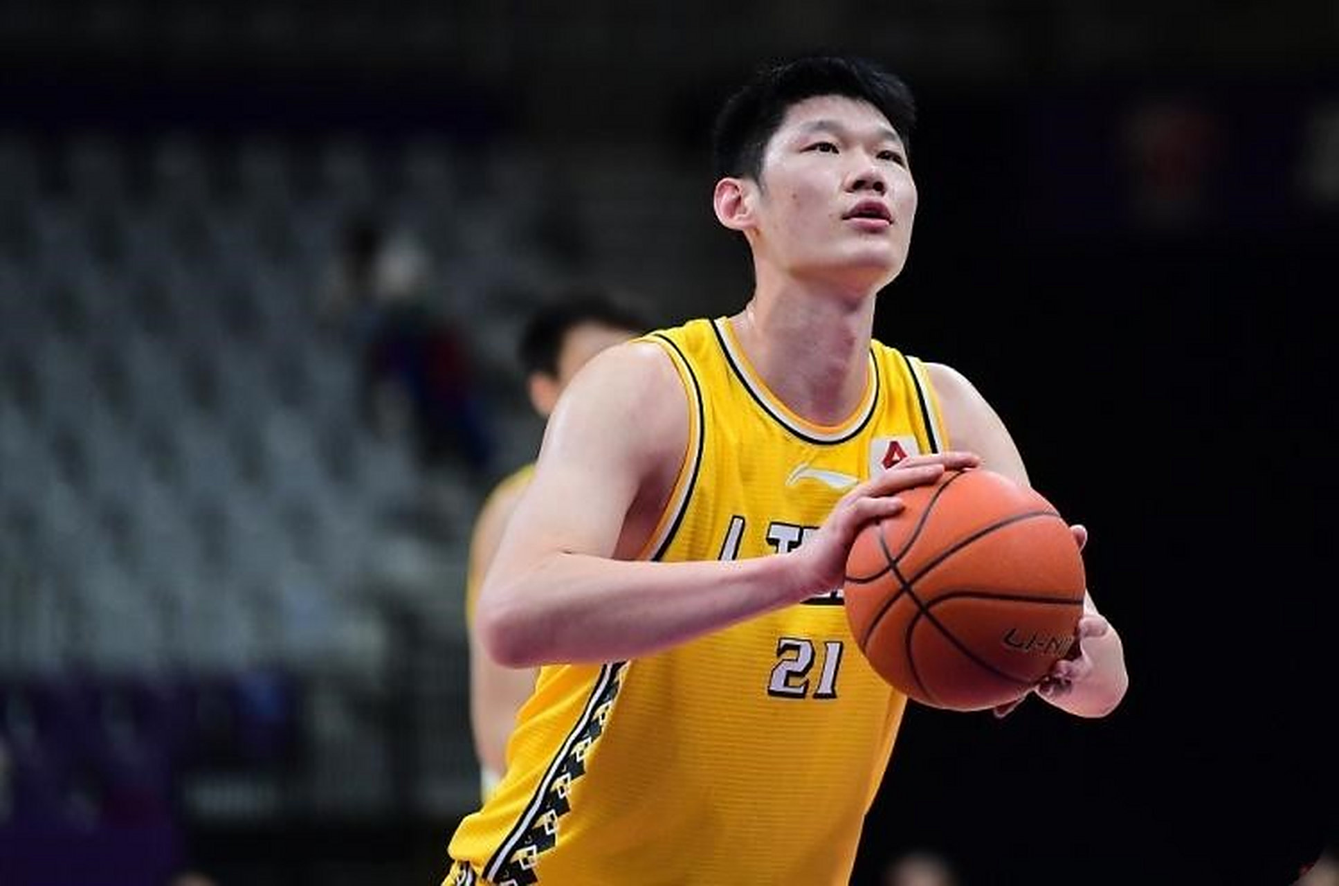 胡金秋29分助广东晋级CBA总决赛，易建联再战篮坛的简单介绍