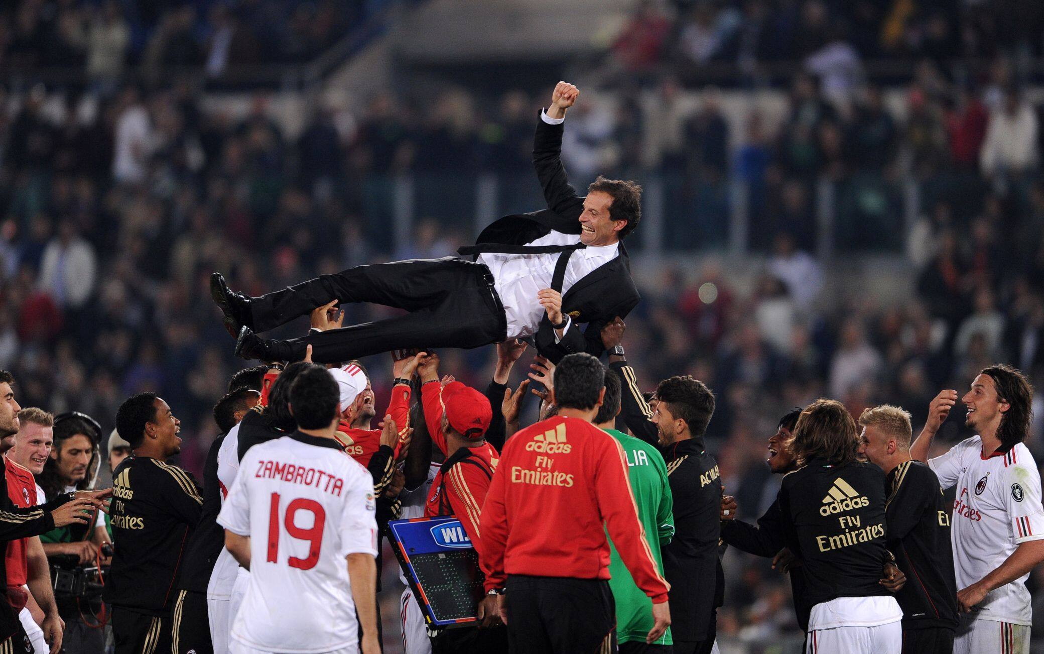 关于AC米兰客场失利,排名逐渐下滑的信息 关于AC米兰客场失利,排名逐渐下滑的信息