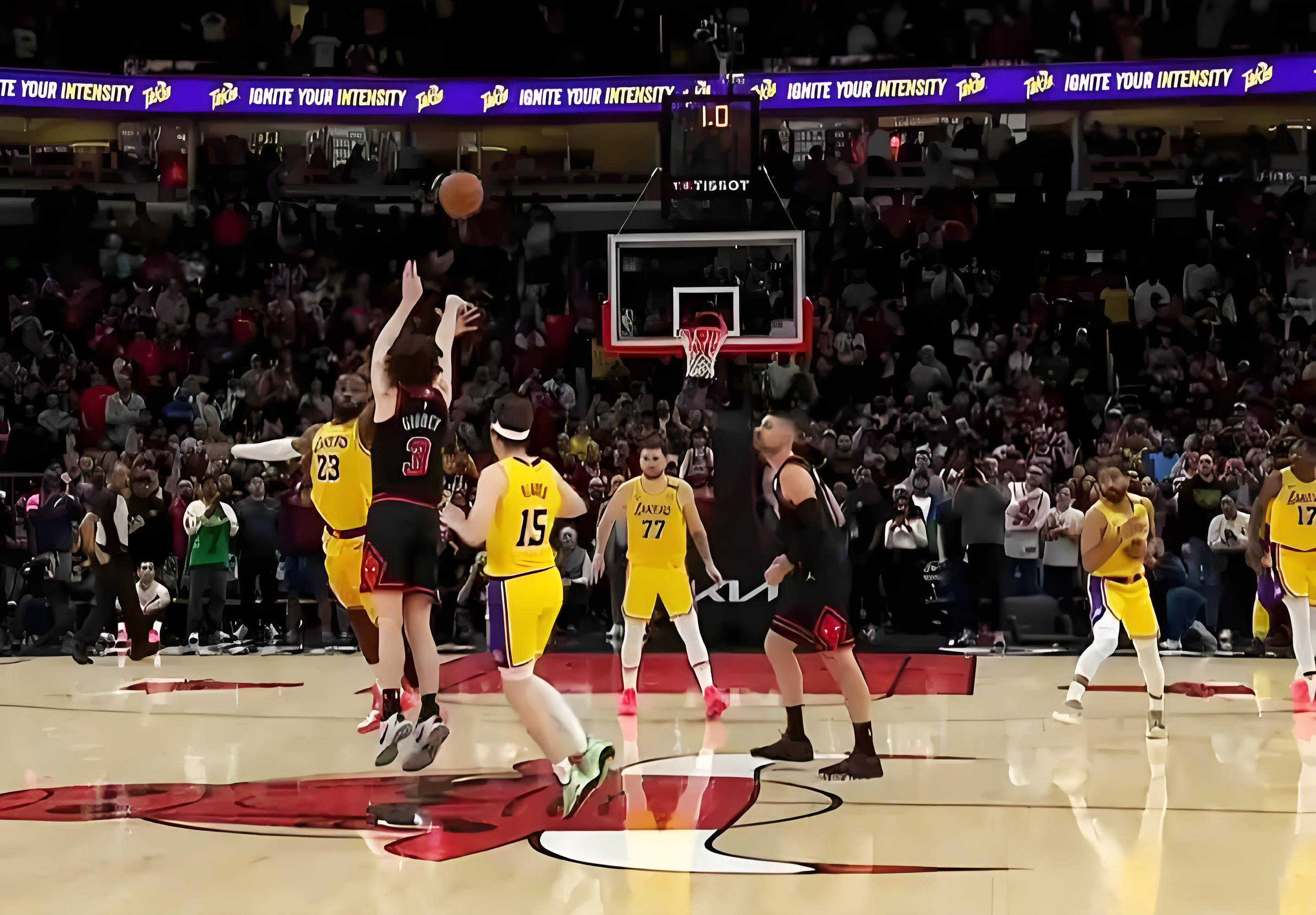 公牛客场逆转尼克斯，拉文绝杀的简单介绍