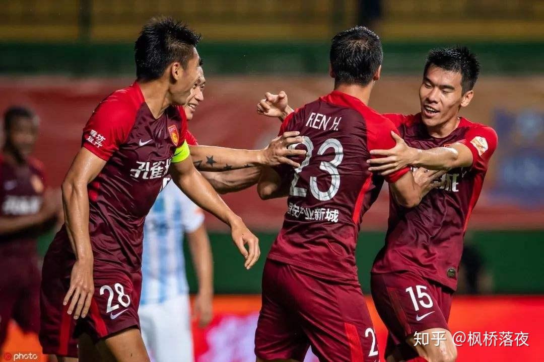 南京凤凰战平对手，中超保级之路充满挑战的简单介绍