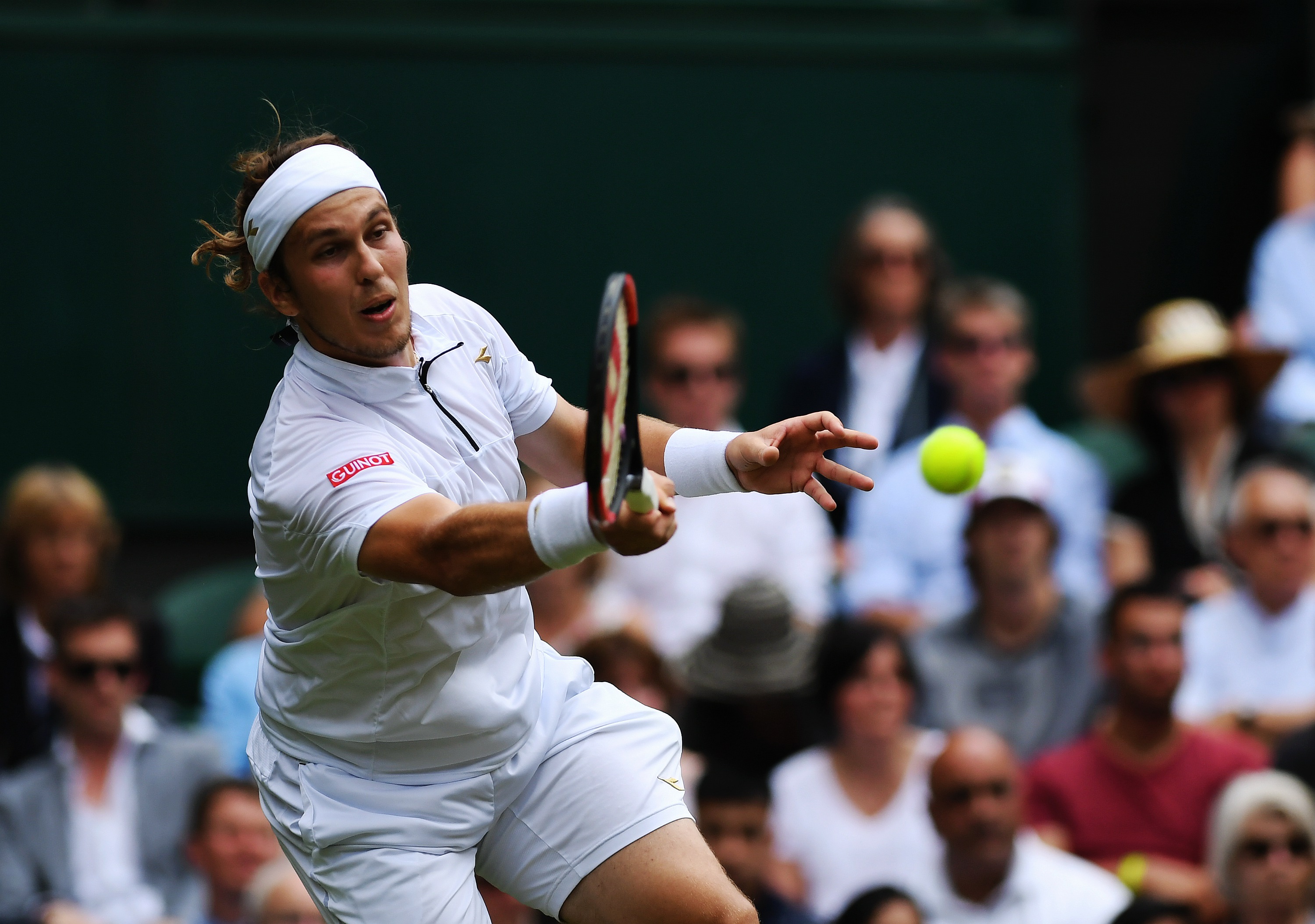 关于美国网球队碾压意大利网球队，费德勒高光表现的信息